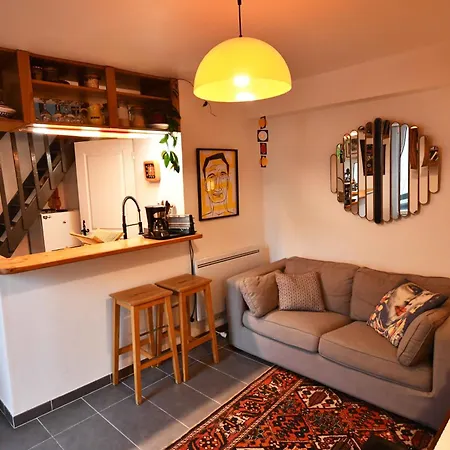 La Petite Maison Pour Deux * לה רושל